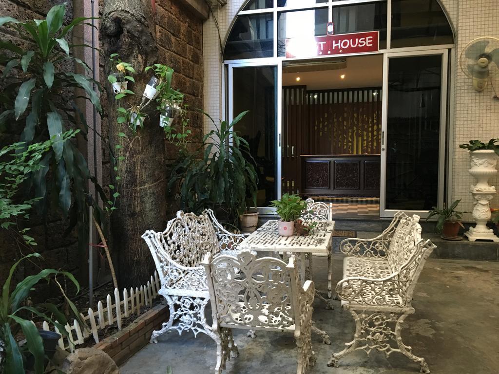 The Grand Palace Hostel Bangkok Exterior foto